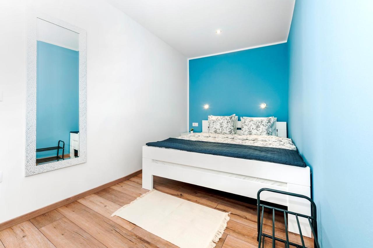 Otto Apartment With Sea View And Parking Rovinj Exterior foto