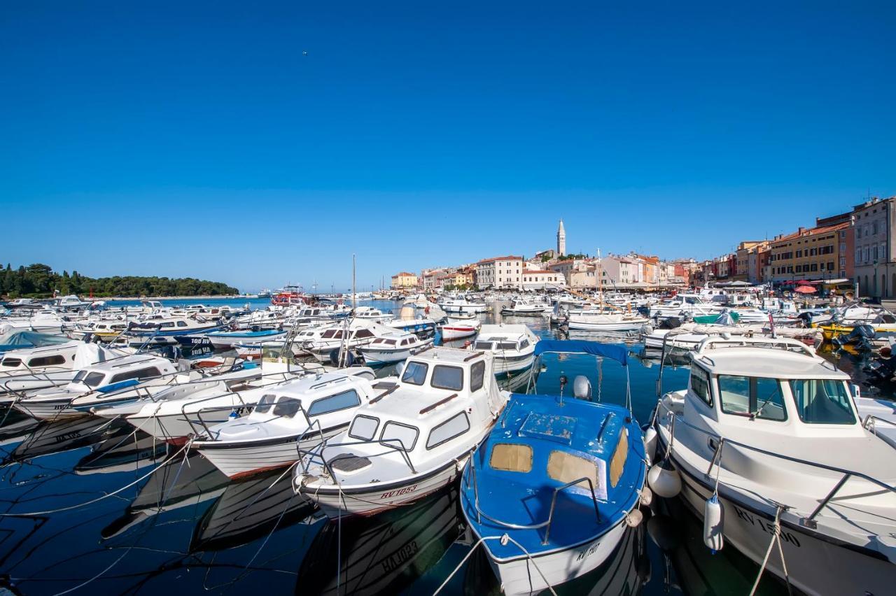 Otto Apartment With Sea View And Parking Rovinj Exterior foto